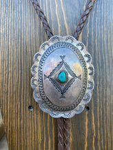 Load image into Gallery viewer, Concho Bolo N0909