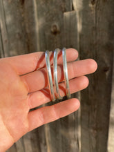 Load image into Gallery viewer, Simple Silver Cuff C0385