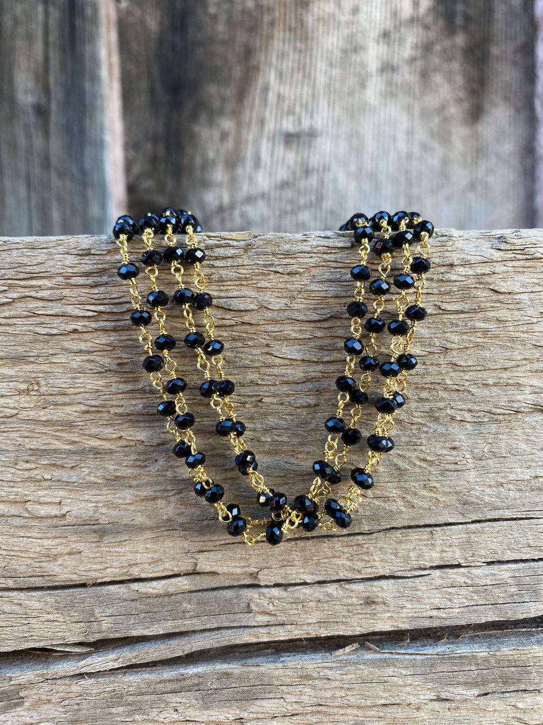 Black and Gold Chain N0571