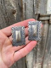 Load image into Gallery viewer, Sterling Silver Vintage Concho Earrings E0290