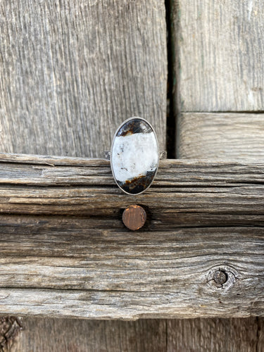 White Buffalo Ring Size 6.5 R0362