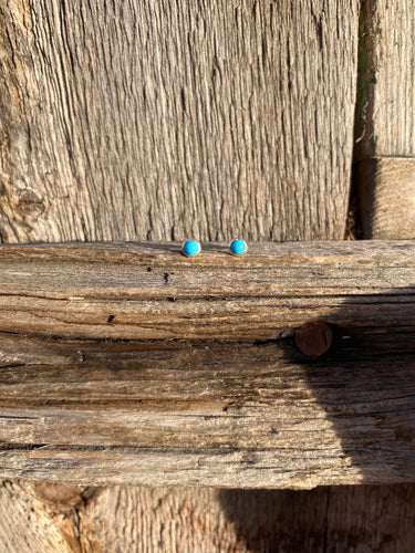 3mm Turquoise Studs E0055
