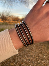 Load image into Gallery viewer, Tri Wire Cuff C0055