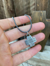 Load image into Gallery viewer, Cross Necklace N0736