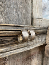 Load image into Gallery viewer, Sterling Silver Vintage Hoops E0289