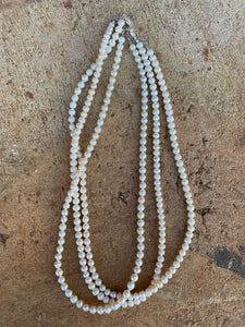 Simple Pearls N0476