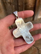 Load image into Gallery viewer, Vintage Cross Pendant Necklace N0778