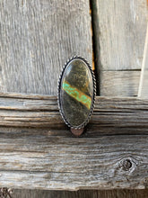 Load image into Gallery viewer, Tyrone Turquoise Ribbon Ring Size 8.5 R0319