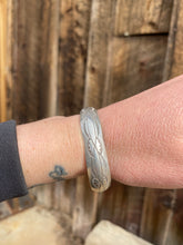 Load image into Gallery viewer, Vintage Silver Cuff C0436