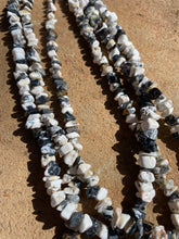 Load image into Gallery viewer, White Buffalo Necklace N0813