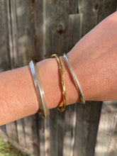 Load image into Gallery viewer, Twisted Brass Cuff C0387