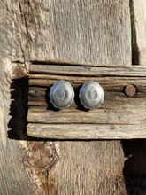 Load image into Gallery viewer, Concho Earrings E0256