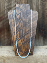 Load image into Gallery viewer, Mother of Pearl Necklace N0667