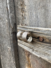 Load image into Gallery viewer, Sterling Silver Vintage Hoops E0289