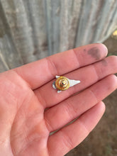 Load image into Gallery viewer, Arrow Head Pin