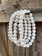 Load image into Gallery viewer, Magnesite Matte Stretchy Bracelet C0443