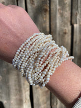 Load image into Gallery viewer, 3mm White Pearl Stretchy Bracelet C0429