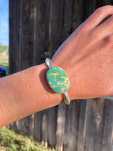 Load image into Gallery viewer, Carico Lake Cuff C0384