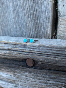 3mm Turquoise Studs E0055