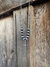 Load image into Gallery viewer, The Delicate Cross Necklace N0133