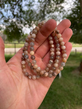 Load image into Gallery viewer, Moonstone Stretchy Bracelet