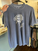 Load image into Gallery viewer, Tshirt