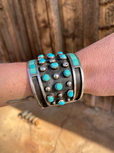 Load image into Gallery viewer, Vintage Zuni Jobeth Mayes Maize Cuff C0422