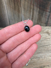 Load image into Gallery viewer, Black Onyx Pendant Necklace N0674