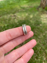 Load image into Gallery viewer, Sterling Hoop Earrings E0211