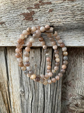 Load image into Gallery viewer, Moonstone Stretchy Bracelet