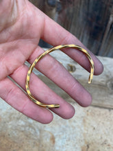 Load image into Gallery viewer, Twisted Brass Cuff C0387