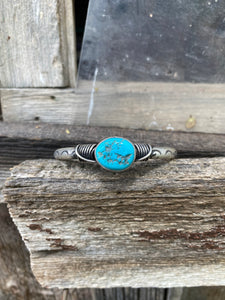 Sleeping Beauty Cuff C0361