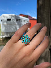 Load image into Gallery viewer, Vintage Ring Size 6