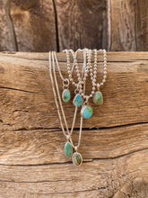 Load image into Gallery viewer, Dainty Pendant Necklace