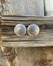 Load image into Gallery viewer, Concho Earring E0188
