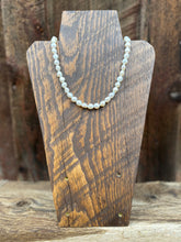 Load image into Gallery viewer, White Pearls N0663