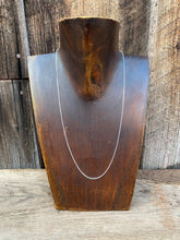 Load image into Gallery viewer, Sterling Silver 18” Box Chain N0382