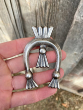 Load image into Gallery viewer, Sand Cast Naja Pendant P0454