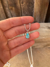 Load image into Gallery viewer, Dainty Pendant Necklace