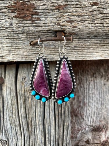 Purple Spiny Oyster Earrings E0159