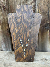 Load image into Gallery viewer, Elk Ivory Necklace N0636
