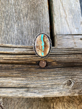 Load image into Gallery viewer, Royston Ribbon Ring Size 7