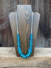Load image into Gallery viewer, Vintage Turquoise Necklace (Natural Handcut Beads)