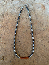 Load image into Gallery viewer, Coral Barrel Necklace N0920