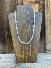 Load image into Gallery viewer, Pearl and Silver Necklace