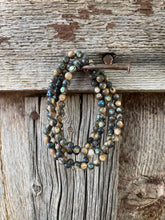Load image into Gallery viewer, Abalone Stretch Bracelet