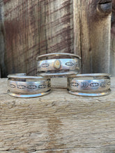 Load image into Gallery viewer, Elk Ivory Cuff C0368