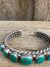 Load image into Gallery viewer, Vintage Turquoise Cuff C0437
