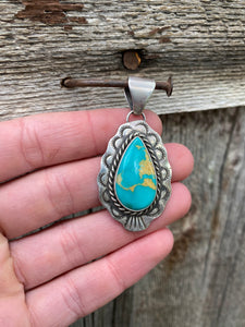 Royston Pendant P05473