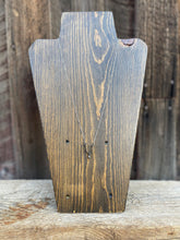 Load image into Gallery viewer, Spur Necklace N0938